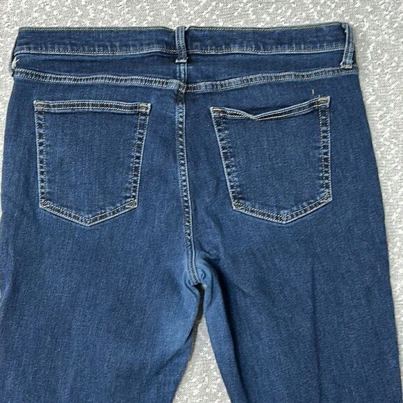GAP Mid Rise True Skinny Jeans in Washwell size 33 16 - Picture 4 of 11